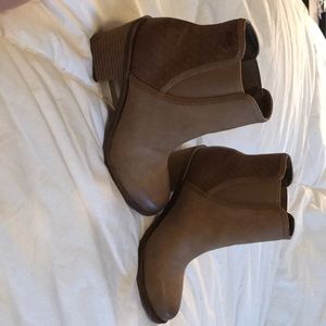 Roxy booties. Size 6.5